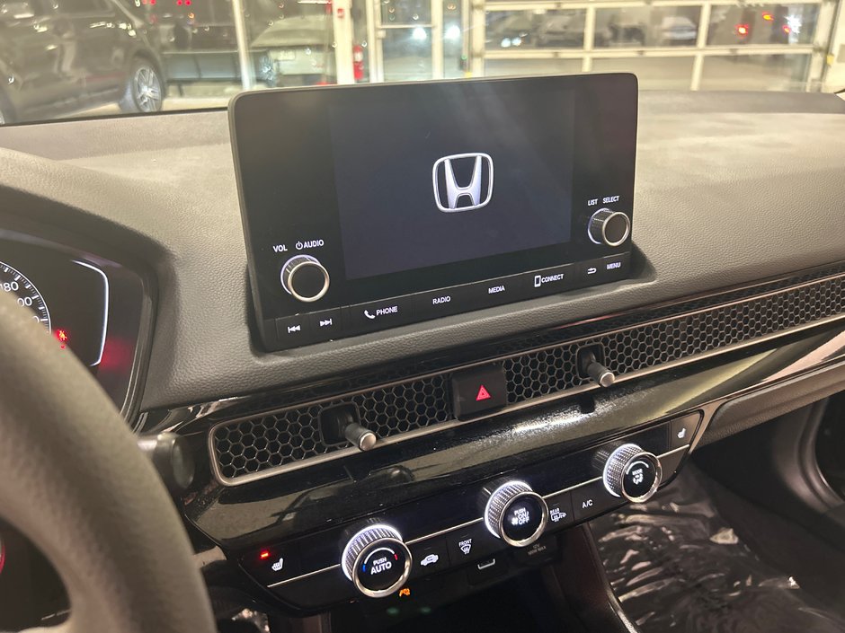 Honda Civic Sedan LX 2022-19