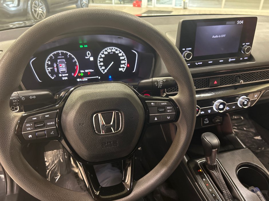 Honda Civic Sedan LX 2022-26