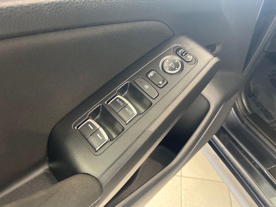 Honda Civic Sedan LX 2022-13