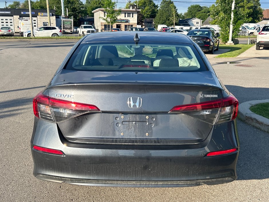 Honda Civic Sedan LX 2022-2