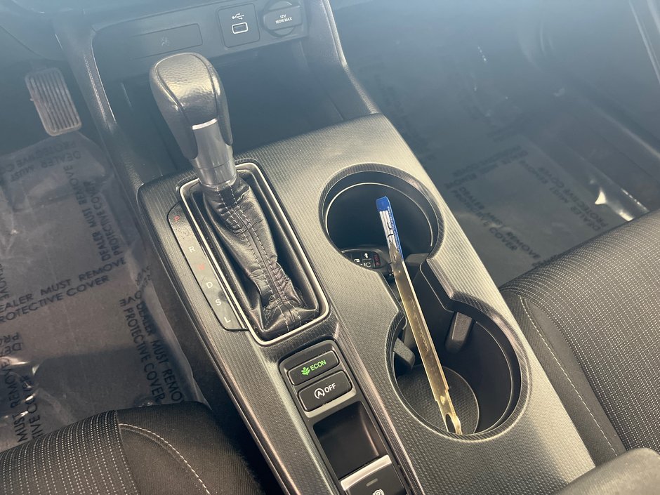 Honda Civic Sedan LX 2022-14