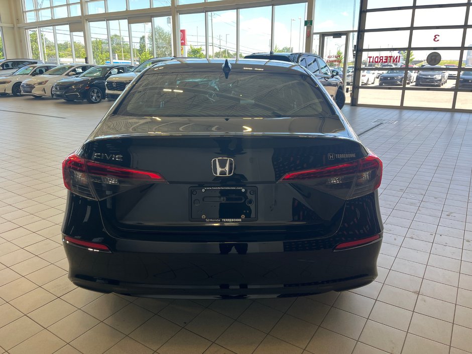 2022 Honda Civic Sedan LX-6