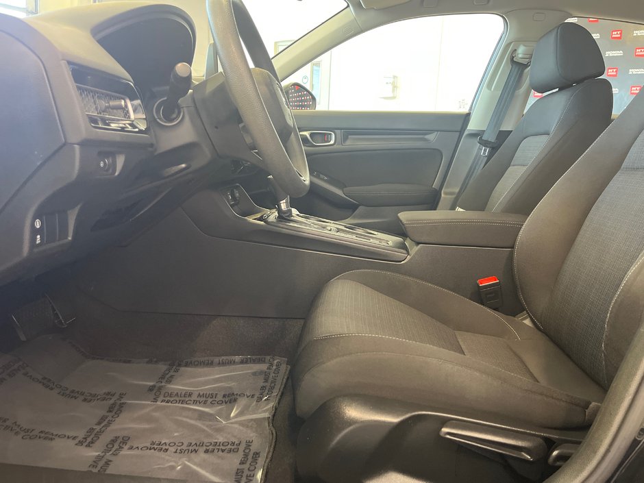 2022 Honda Civic Sedan LX-15