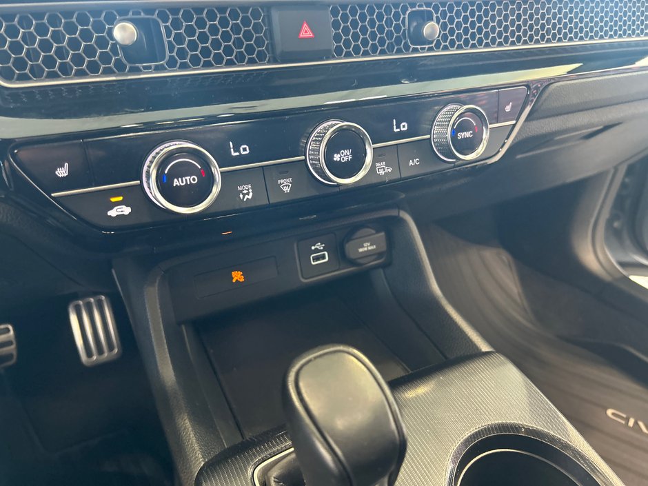 2023 Honda Civic Sedan SPORT-24