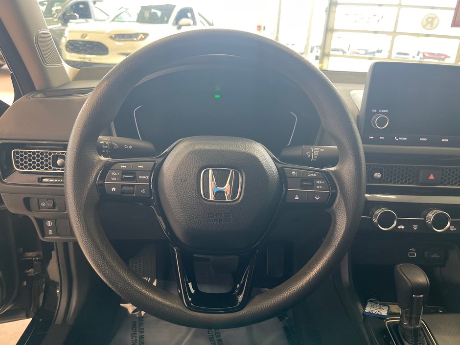 Honda Civic Sedan LX 2023-15