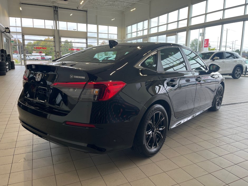 Honda Civic Sedan LX 2023-4