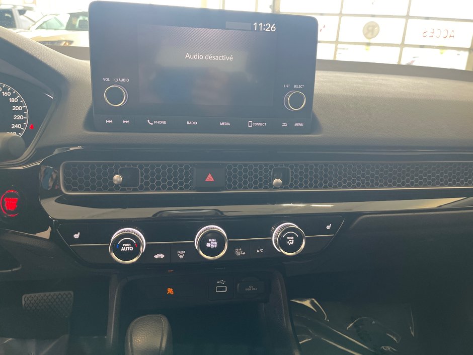 Honda Civic Sedan LX 2023-18