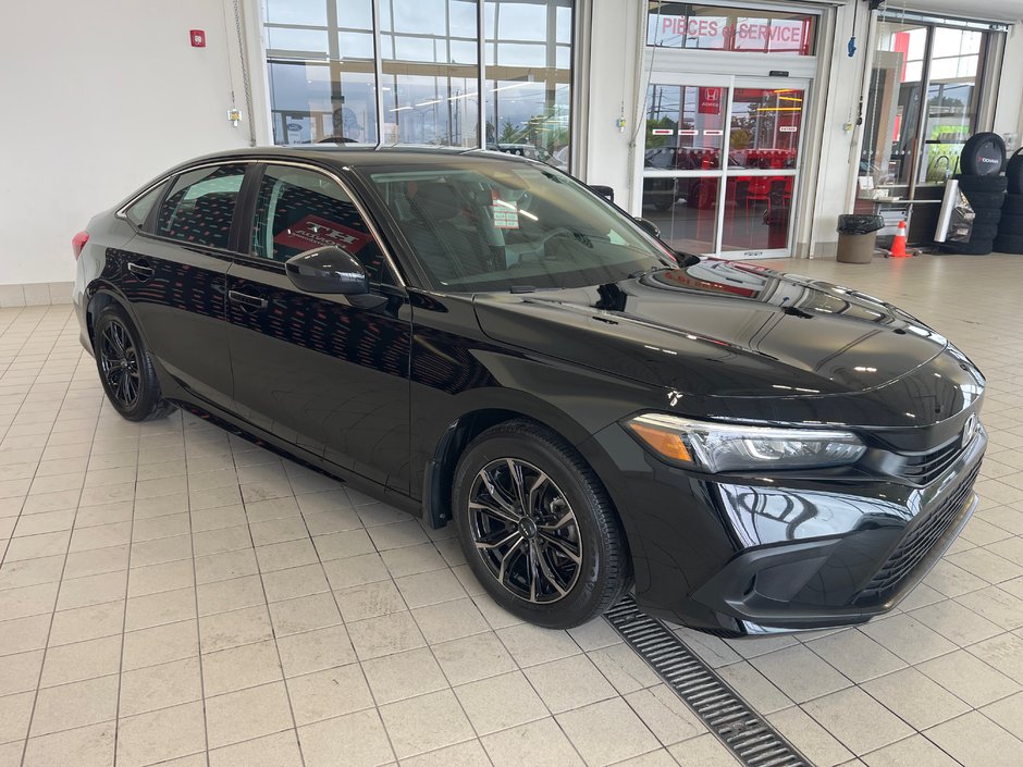 Honda Civic Sedan LX 2023-2