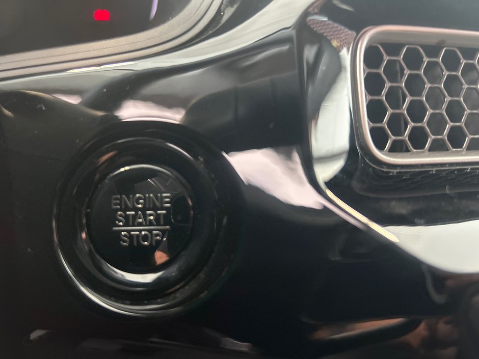 Honda Civic Sedan LX 2023-27