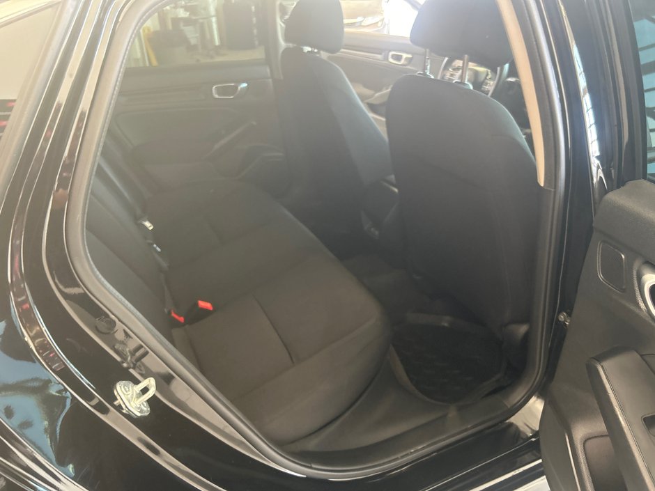 Honda Civic Sedan EX 2023-11