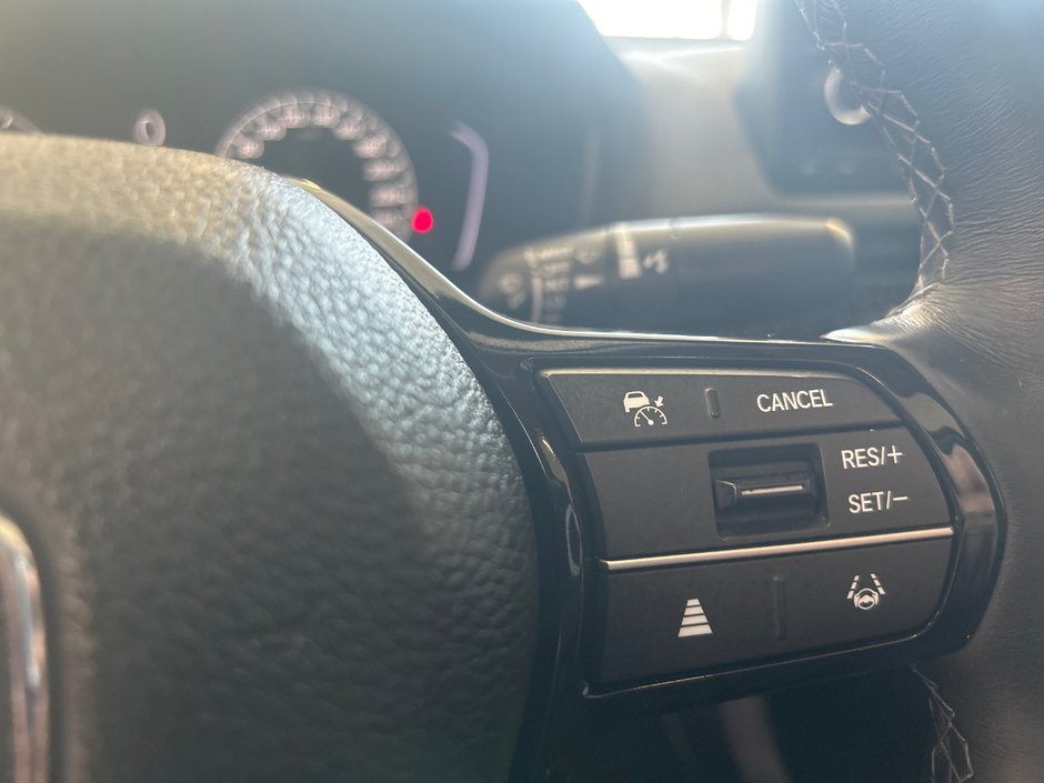 Honda Civic Sedan EX 2023-29