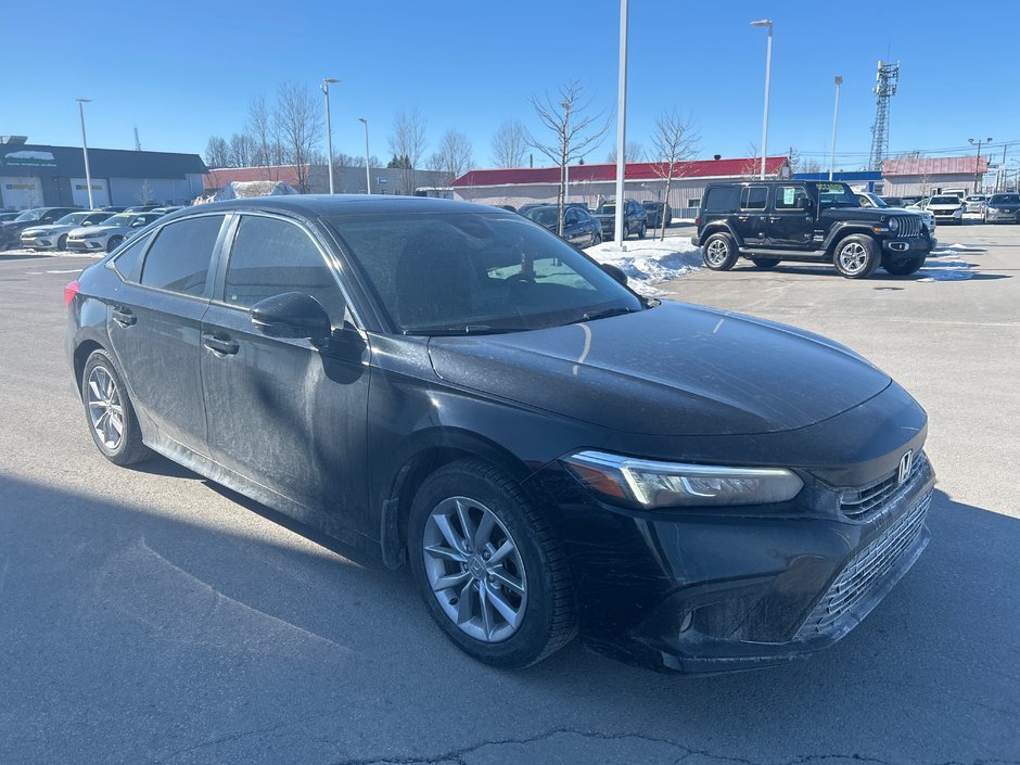 Honda Civic Sedan EX-b 2023-6