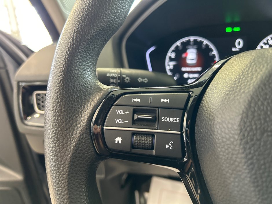 Honda Civic Sedan LX 2023-12