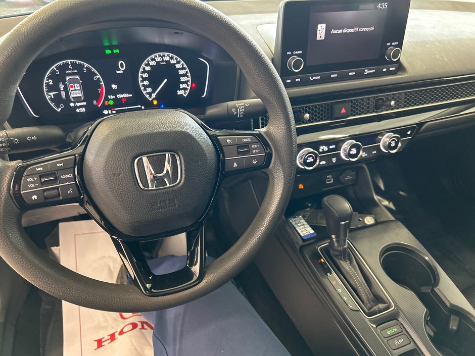 Honda Civic Sedan LX 2023-18