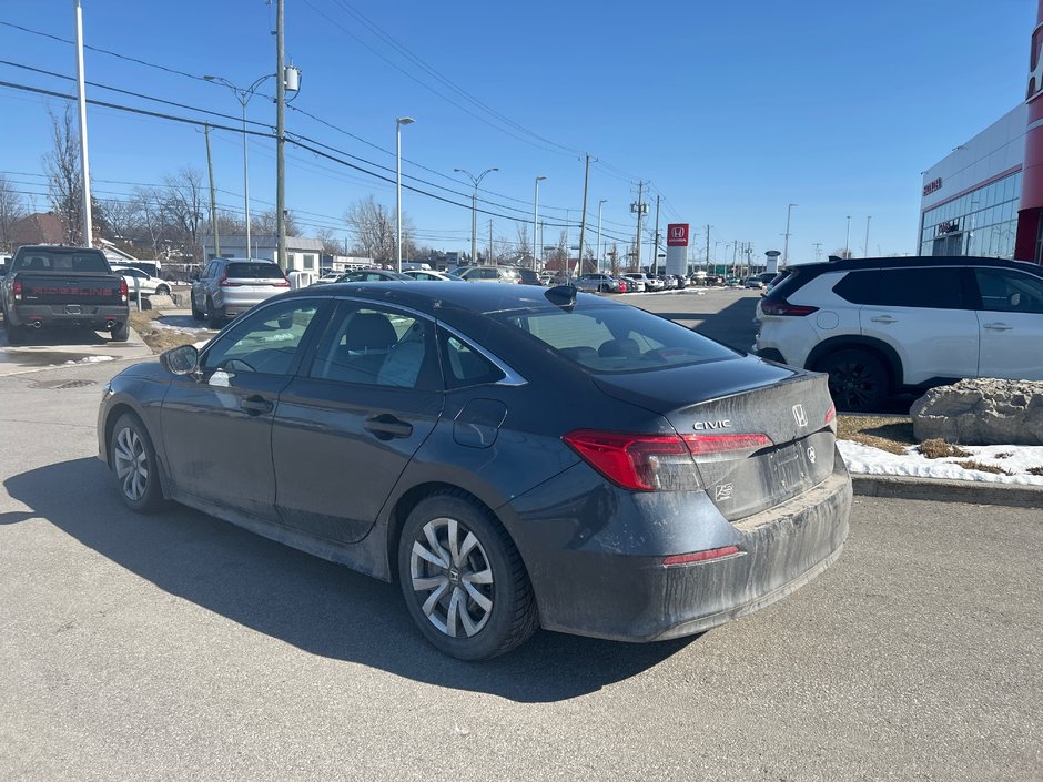 Honda Civic Sedan LX 2023-2