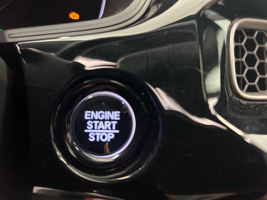 Honda Civic Sedan Sport 2023-28