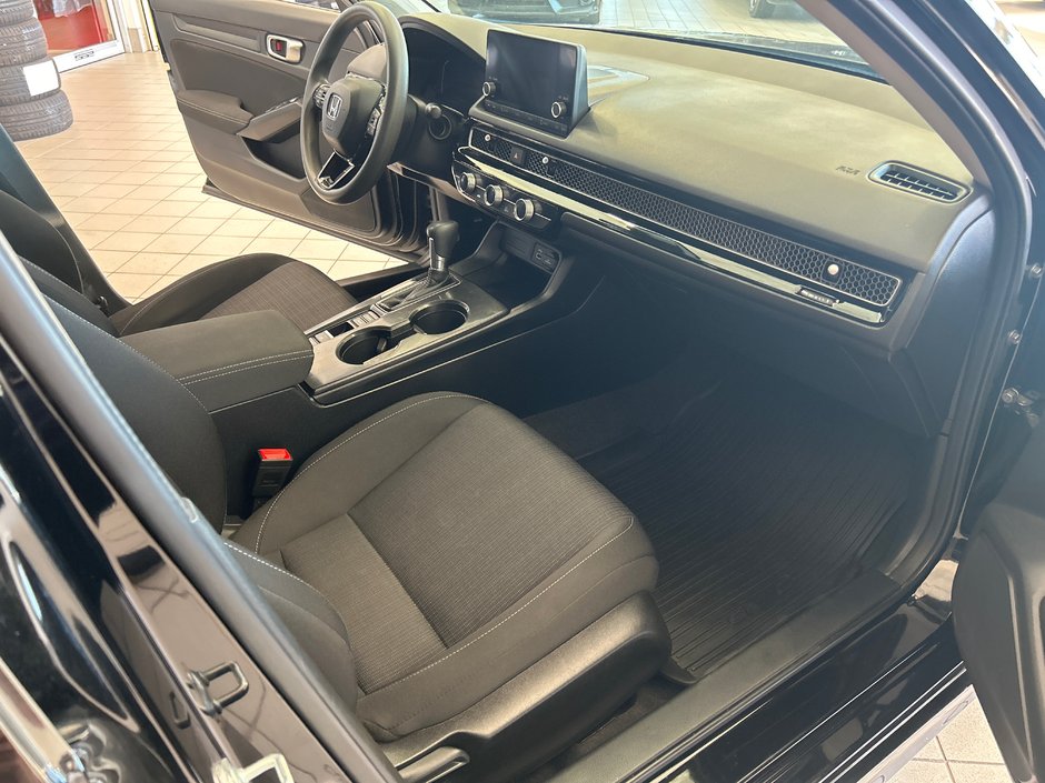 2023 Honda Civic Sedan LX-13