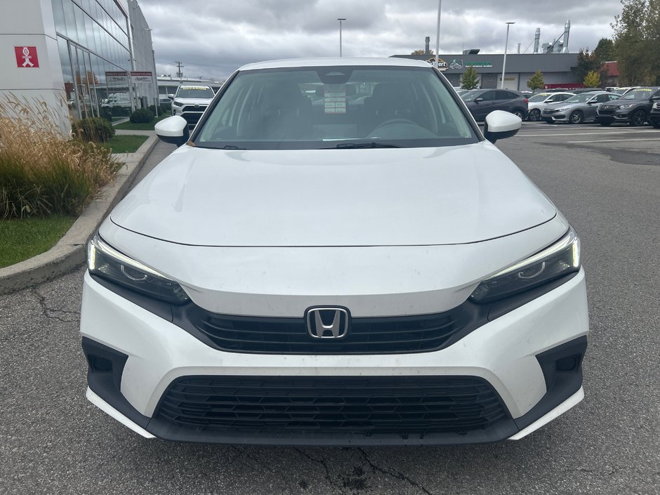 Honda Civic Sedan LX-b 2023-9