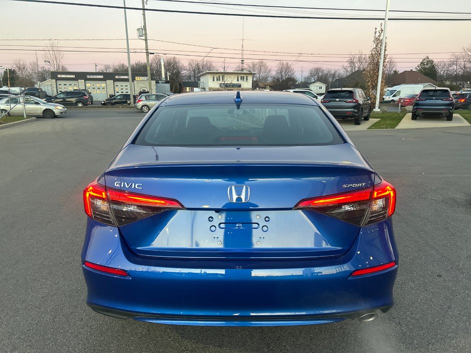 Honda Civic Sedan Sport 2024-3