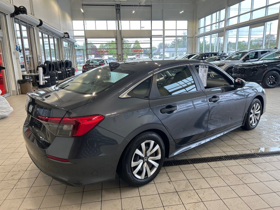 Honda Civic Sedan LX-B 2024-5