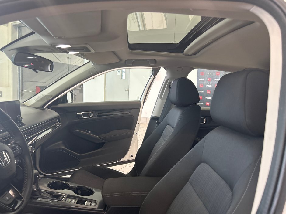 Honda Civic Sedan EX 2024-11