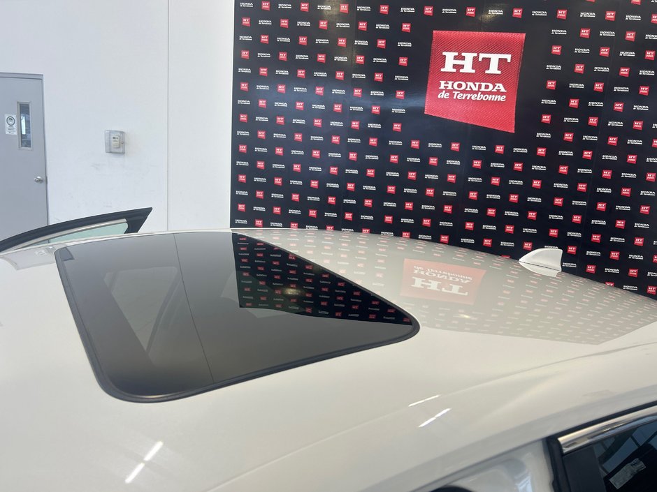 Honda Civic Sedan EX 2024-15