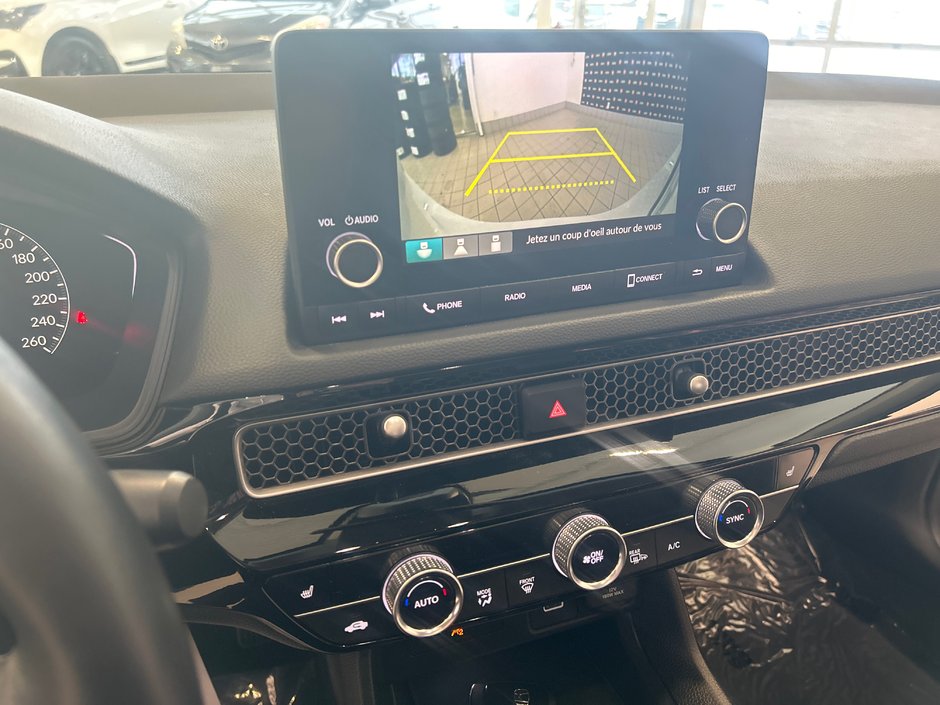 Honda Civic Sedan EX 2024-22