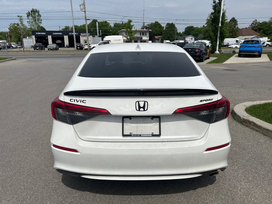 Honda Civic Sedan Sport 2024-3