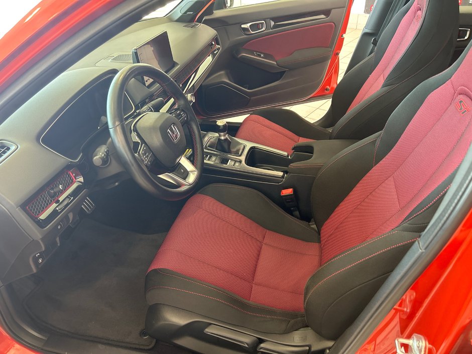 Honda Civic SI sedan  2022-17