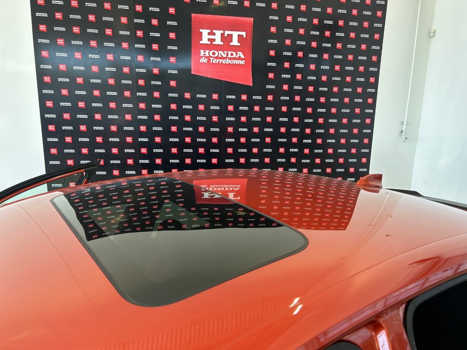 Honda Civic SI sedan  2022-16