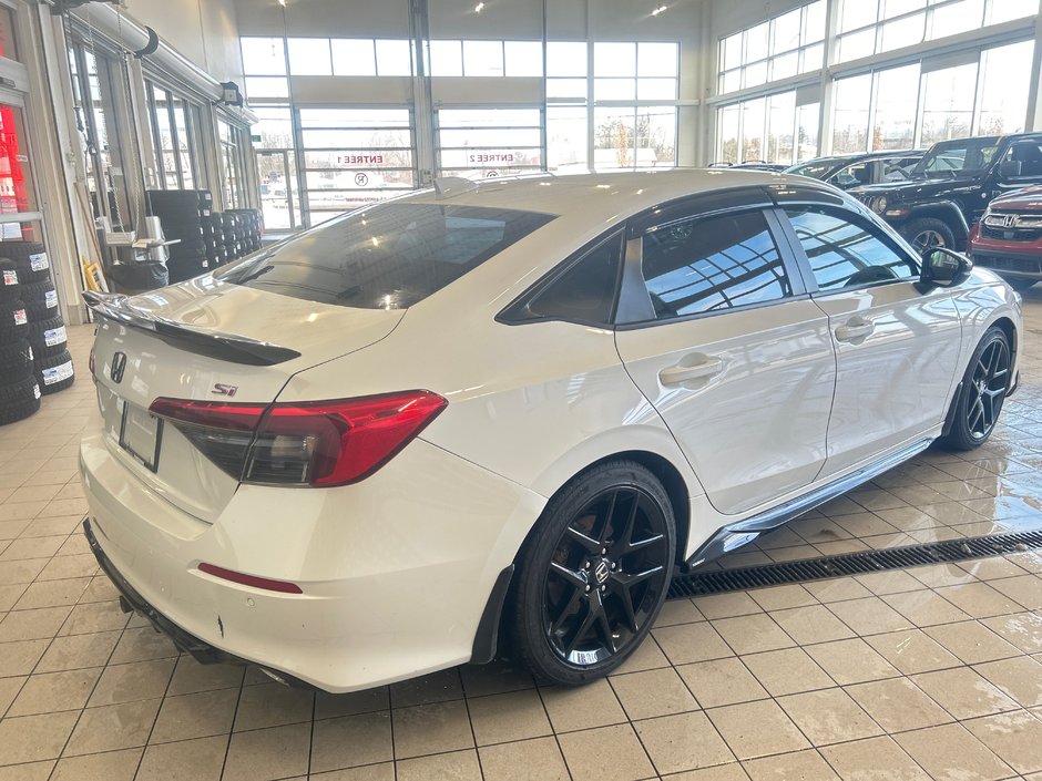 Honda Civic Si Sedan  2022-7