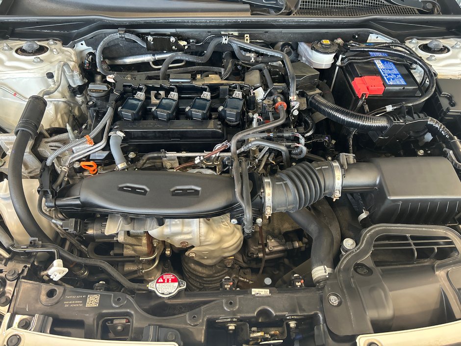 Honda Civic SI sedan Si 2023-17