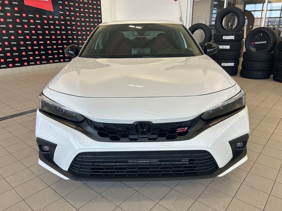 Honda Civic SI sedan Si 2023-9