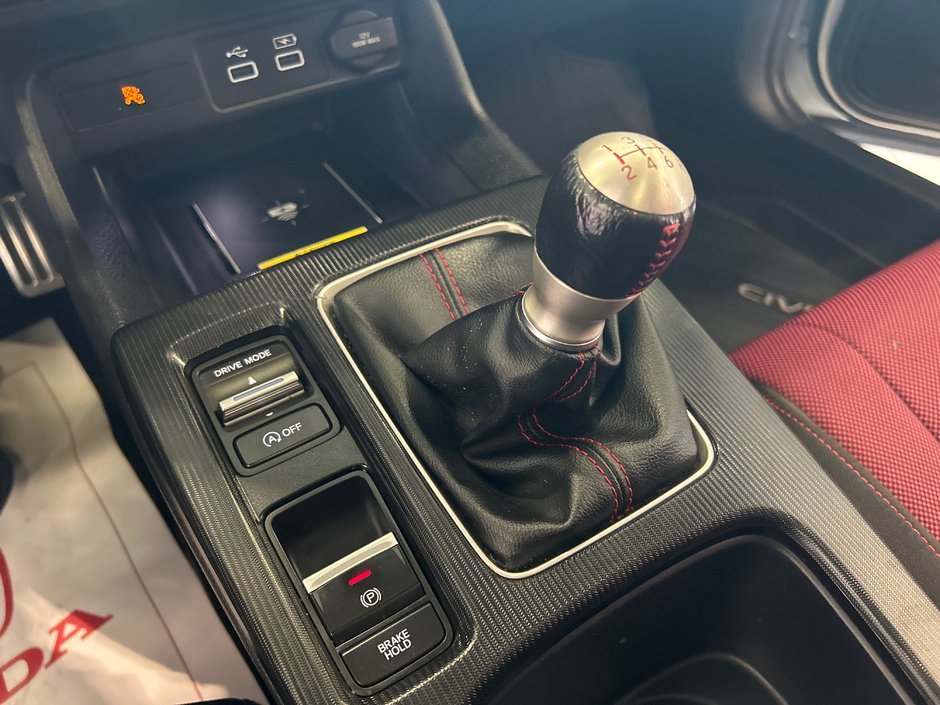 Honda Civic SI sedan Si 2023-28