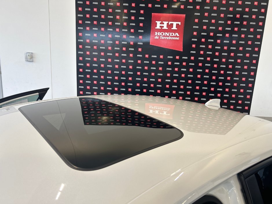 Honda Civic SI sedan Si 2023-19