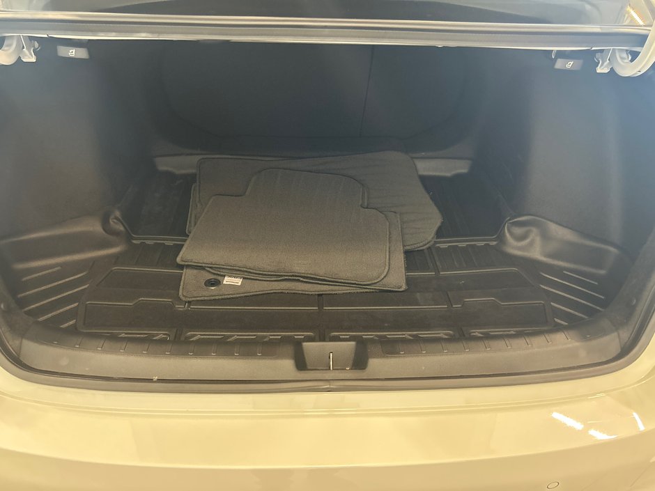 Honda Civic SI sedan Si 2023-12