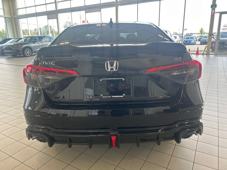 Honda Civic SI sedan Si 2024-6