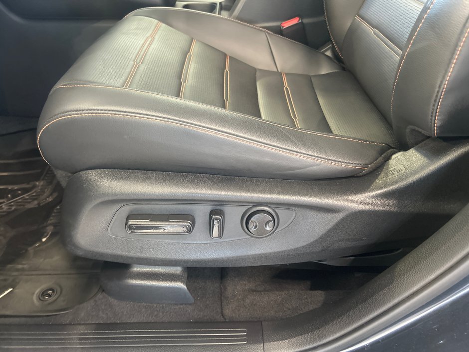 Honda CR-V HYBRID Touring 2023-13
