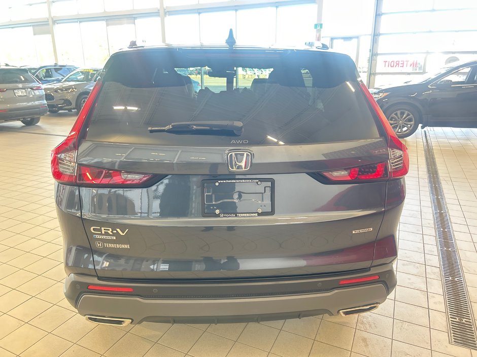 Honda CR-V HYBRID Touring 2023-8