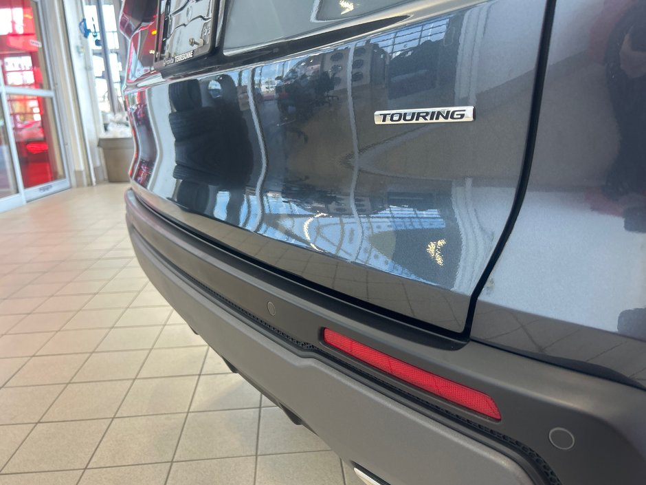Honda CR-V HYBRID Touring 2023-11