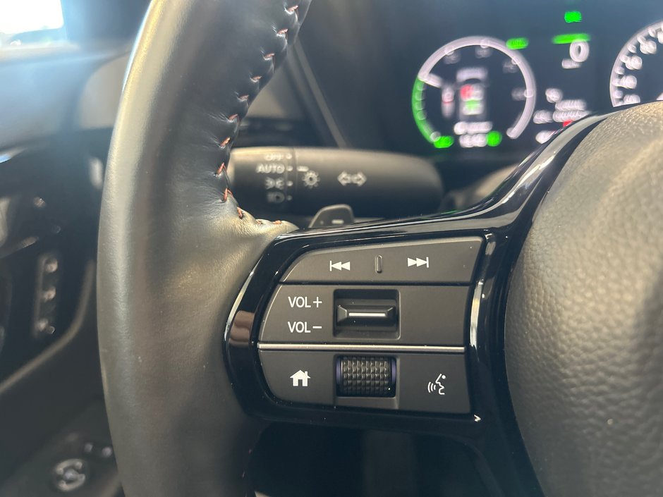 Honda CR-V HYBRID Touring 2023-29