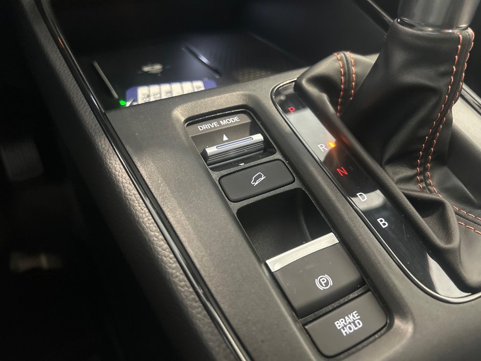 Honda CR-V HYBRID Touring 2023-26
