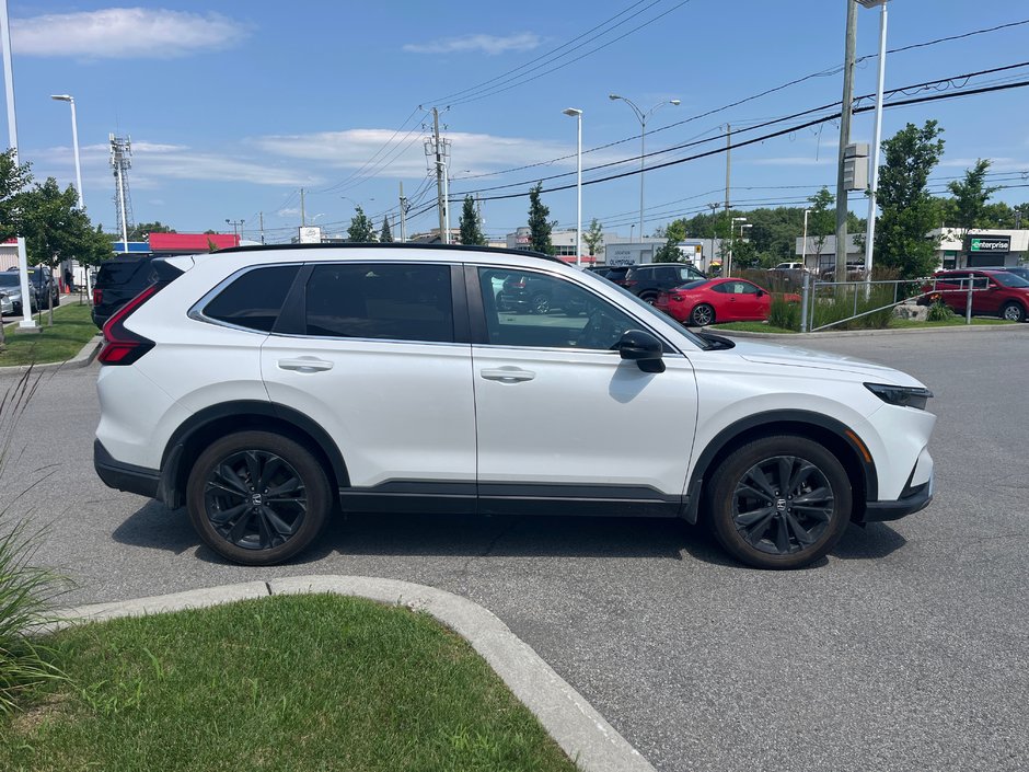 Honda CR-V Hybrid Touring 2023-4