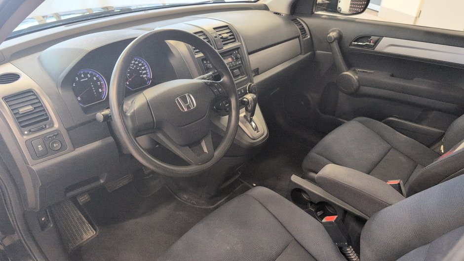 2011 Honda CR-V LX-8