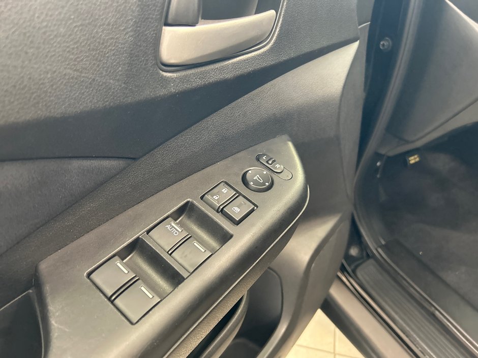 Honda CR-V EX 2012-26