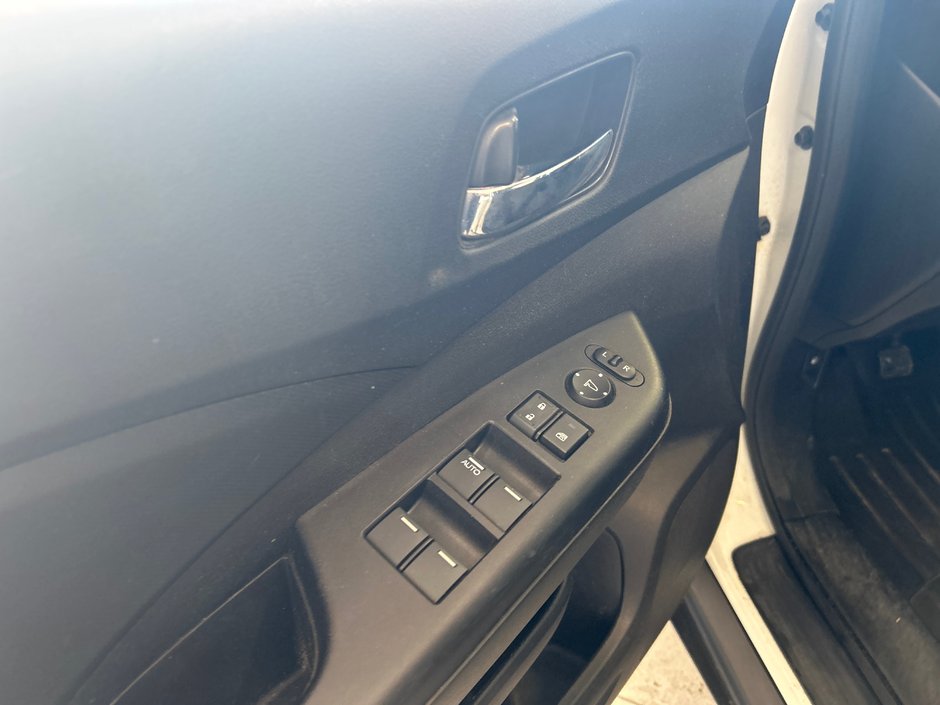 2015 Honda CR-V SE-14