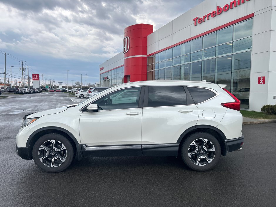 2017 Honda CR-V Touring-1