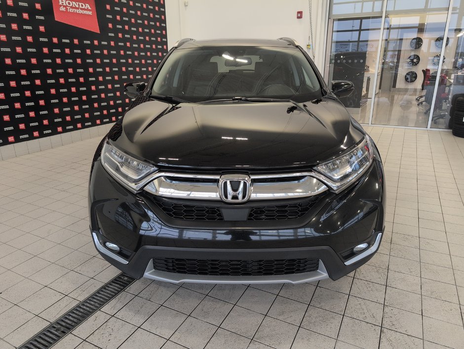 Honda CR-V Touring 2019-1