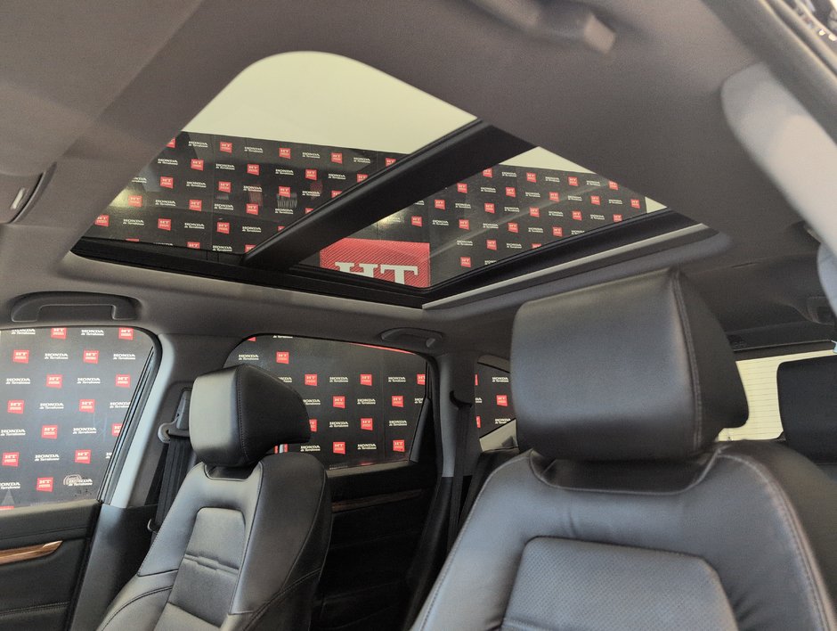 Honda CR-V Touring 2019-16