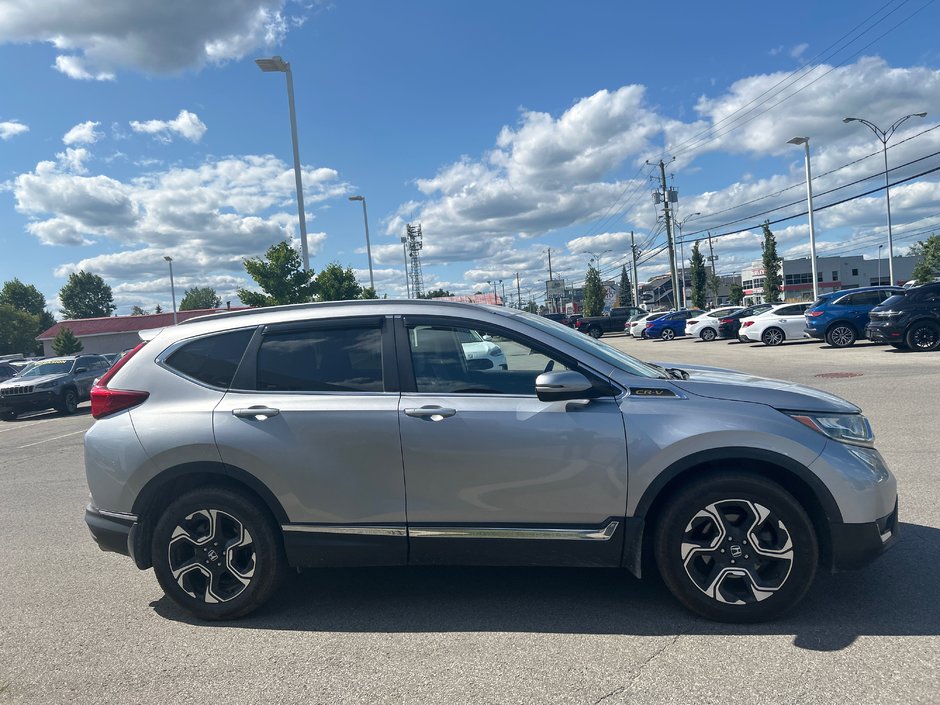 Honda CR-V Touring 2019-6